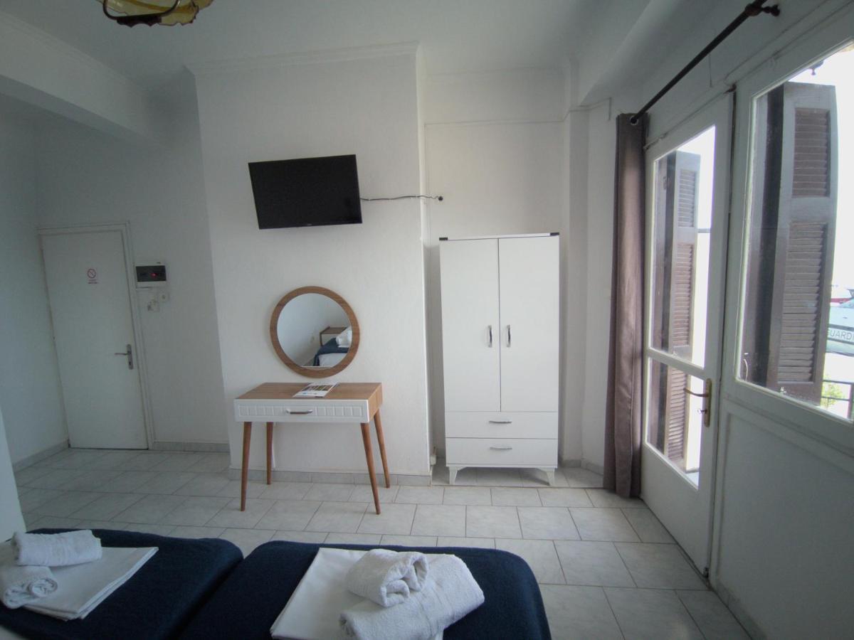 Omiros Rooms Chios Town Buitenkant foto