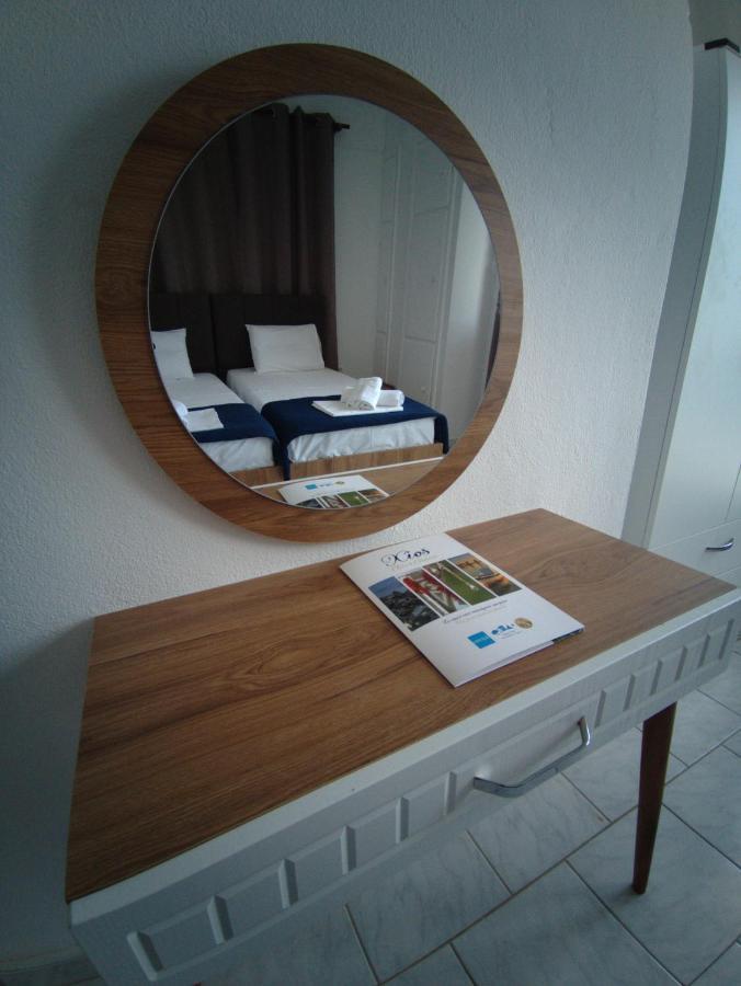 Omiros Rooms Chios Town Buitenkant foto
