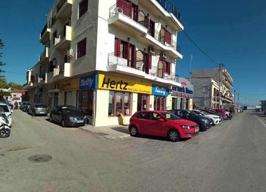 Omiros Rooms Chios Town Buitenkant foto